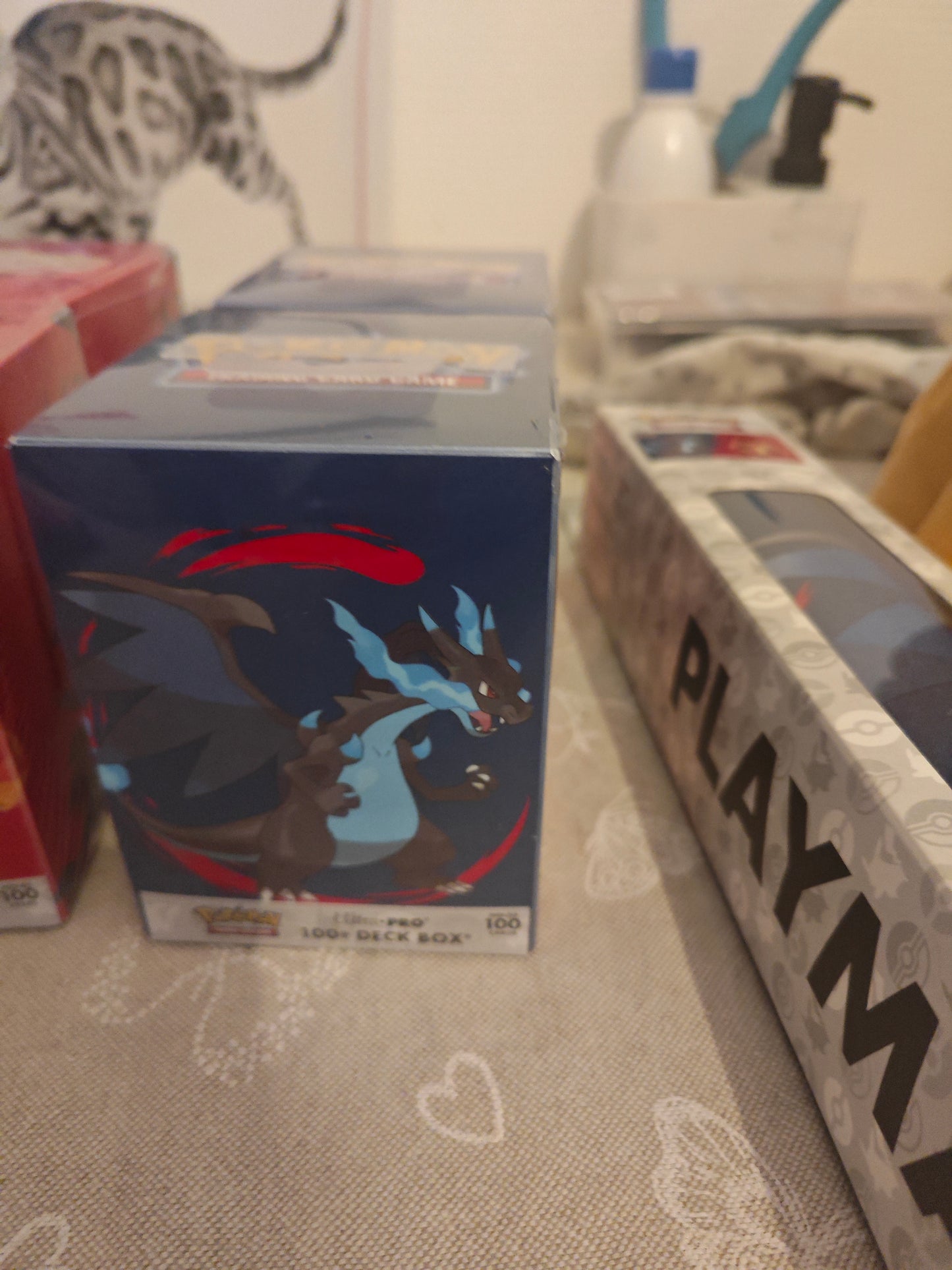 Deck Box 100+ Pokémon Méga-Dracaufeu X - Ultra Pro